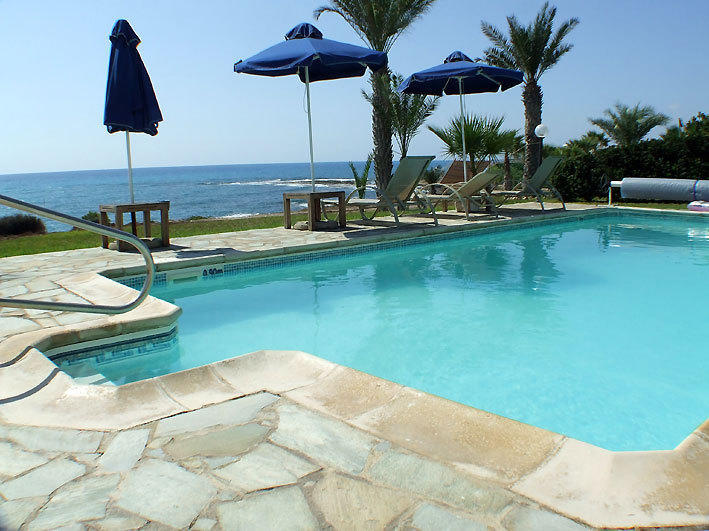 Kymmates Beach Front Villas Paphos Luaran gambar