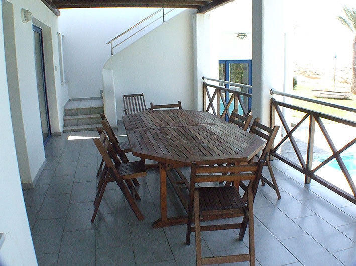 Kymmates Beach Front Villas Paphos Bilik gambar