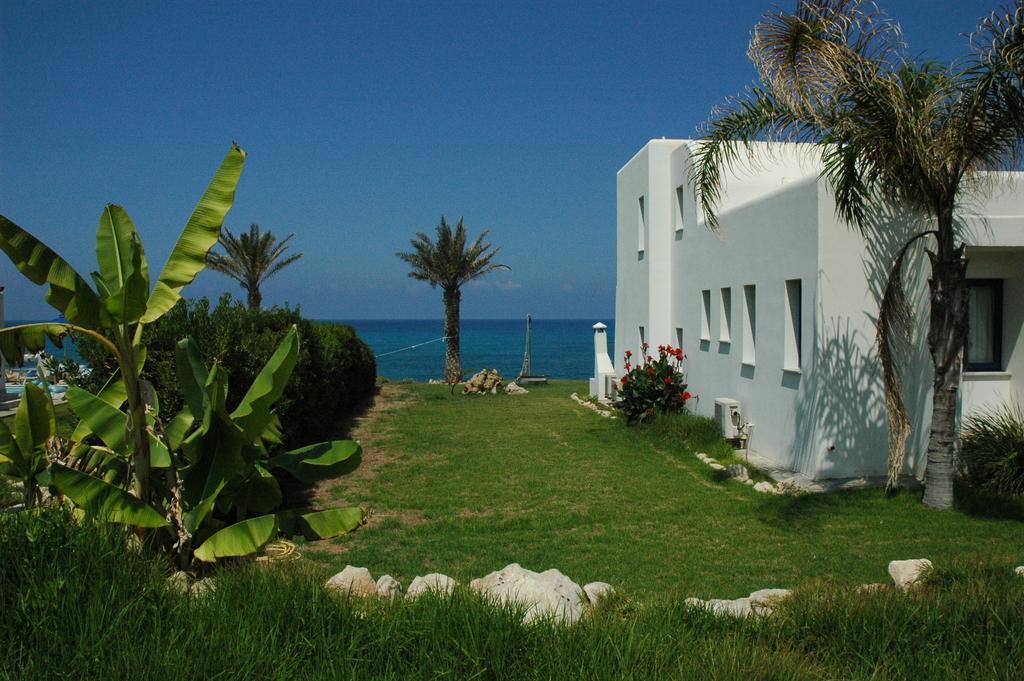 Kymmates Beach Front Villas Paphos Luaran gambar