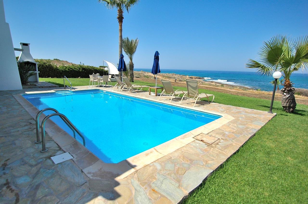 Kymmates Beach Front Villas Paphos Luaran gambar