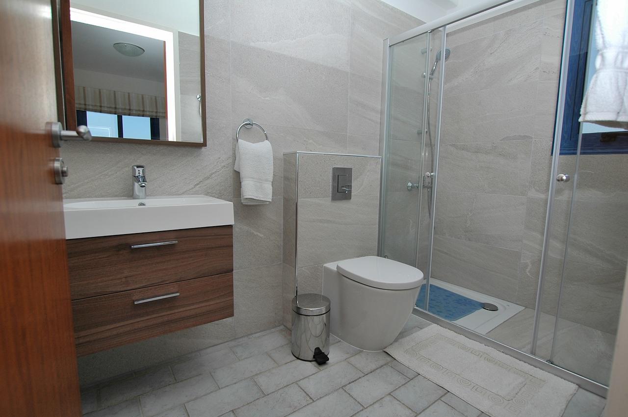 Kymmates Beach Front Villas Paphos Luaran gambar