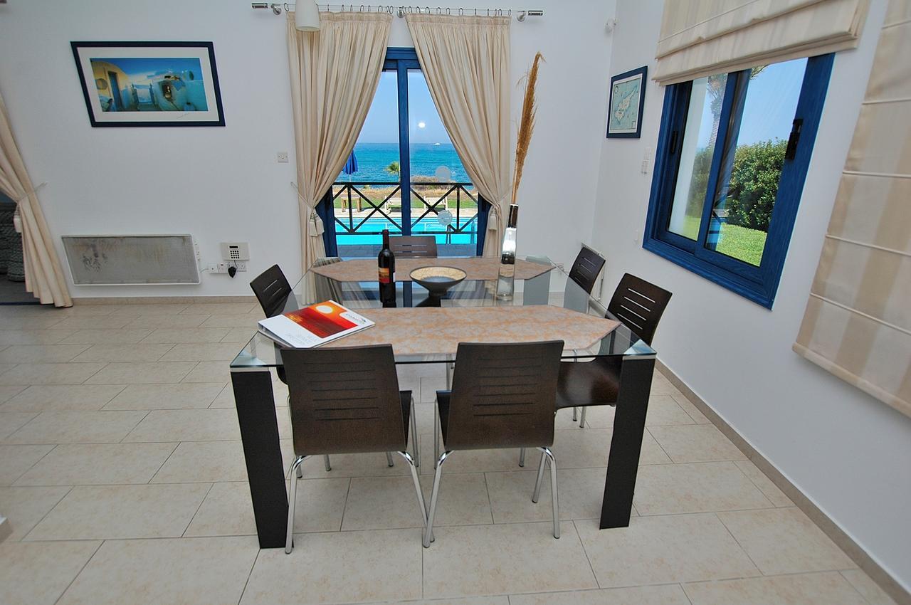 Kymmates Beach Front Villas Paphos Luaran gambar